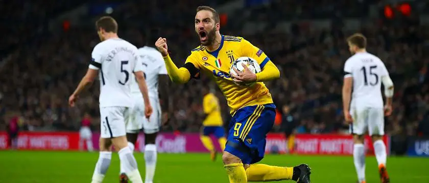 r football ucl juventus tottenham higuain