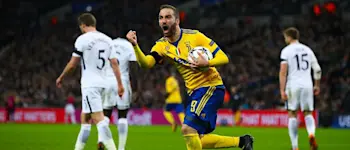 r football ucl juventus tottenham higuain