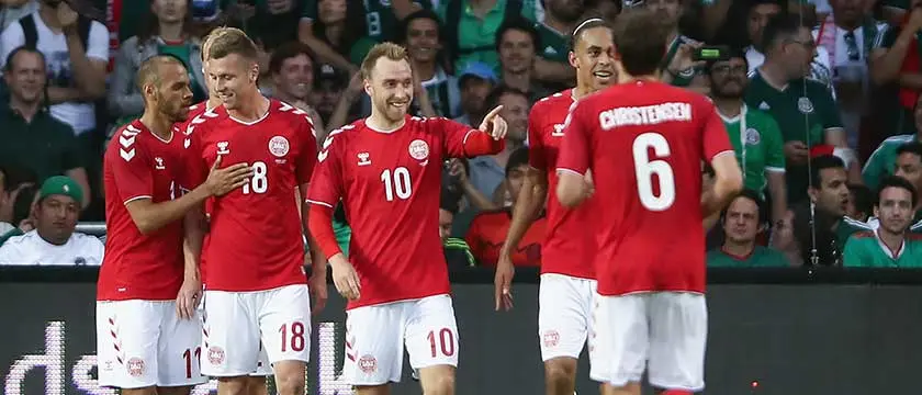 r world cup denmark home3