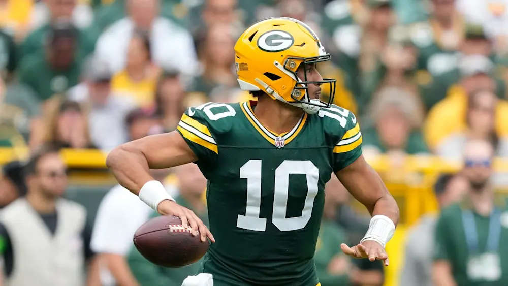Green Bay Packers Jordan Love Green Jersey