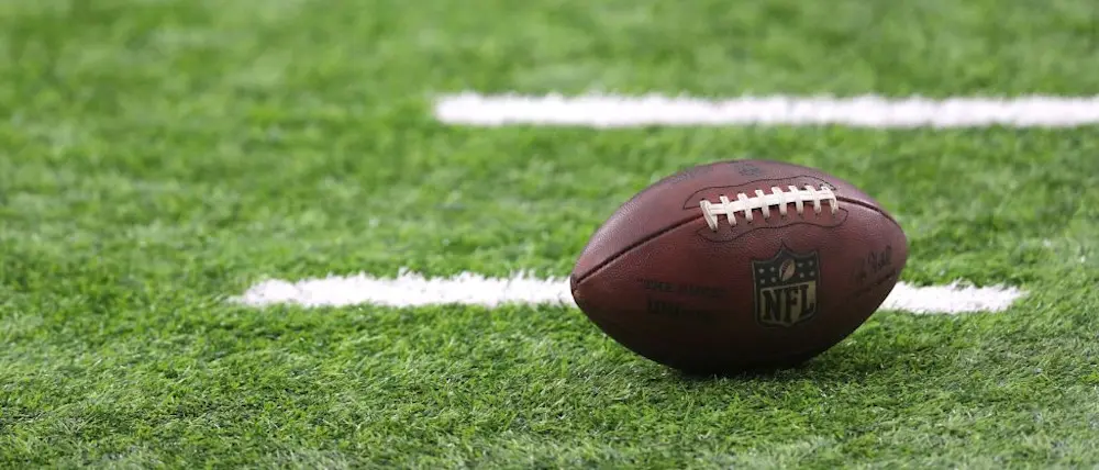nfl-football-generic.jpg