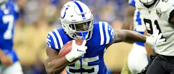 r-nfl-colts-mack-162219.jpg