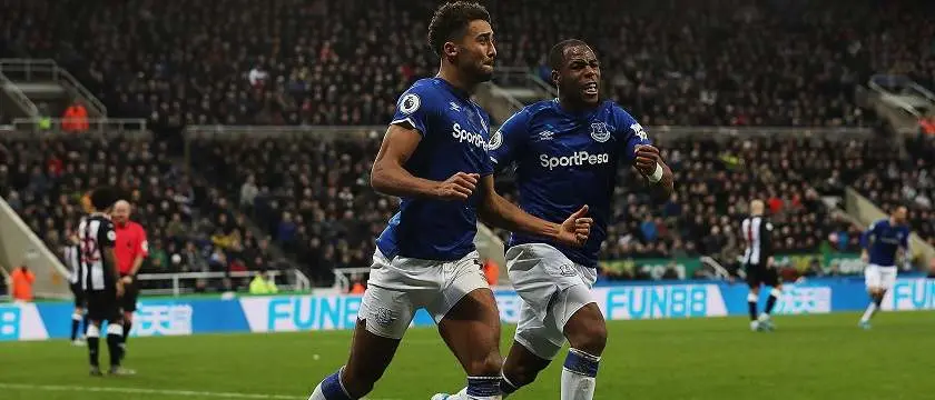 r-football-premierleague-everton-calvert.jpg