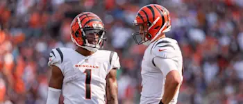 r-nfl-bengals-joe-burrow-jamarr-chase-2021.jpg