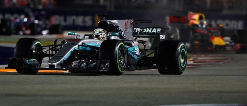r-motorsports-formula1-hamilton-new.jpg