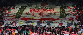 r football liverpool flags