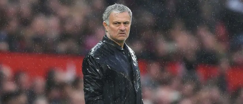 r-football-mourinho-upset-news.jpg