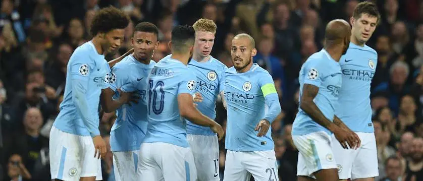 r football man city celebrating 2017