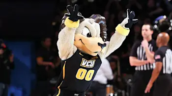VCU bball mascot 2