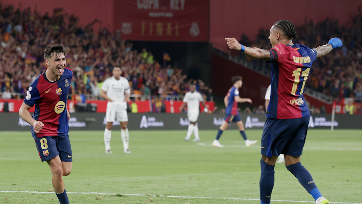 Raphinha Barcelona Soccer 2025