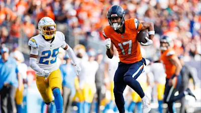 Devaughn Vele Broncos
