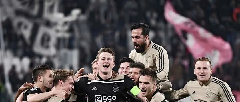 r football eredivisie ajax team