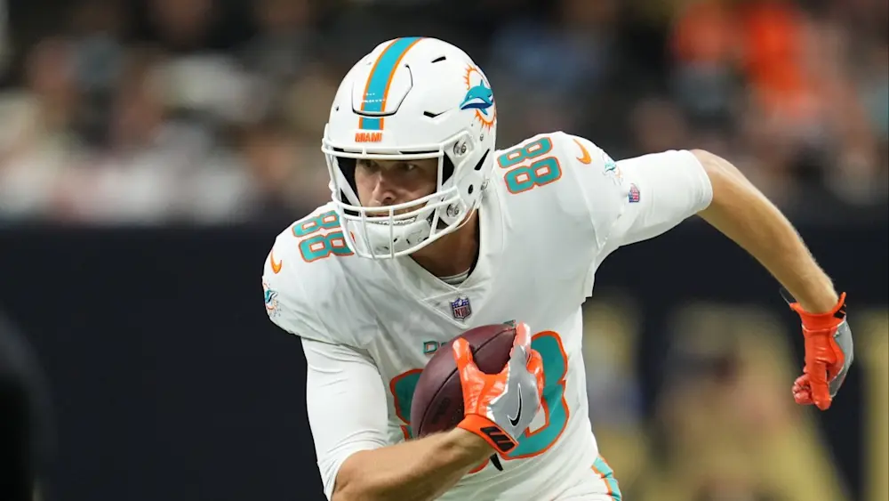 Mike Gesicki Dolphins