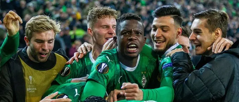 r football gladbach hero 2019