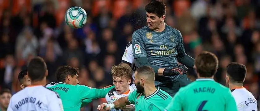 r-football-liga-courtouis.jpg