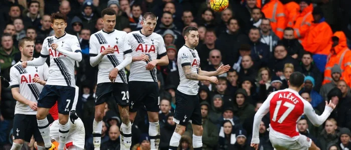 r football premier league arsenal free kick v tottenham