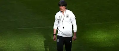 r-football-low-germany.jpg