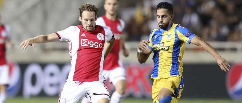 r football ajax apoel 2019