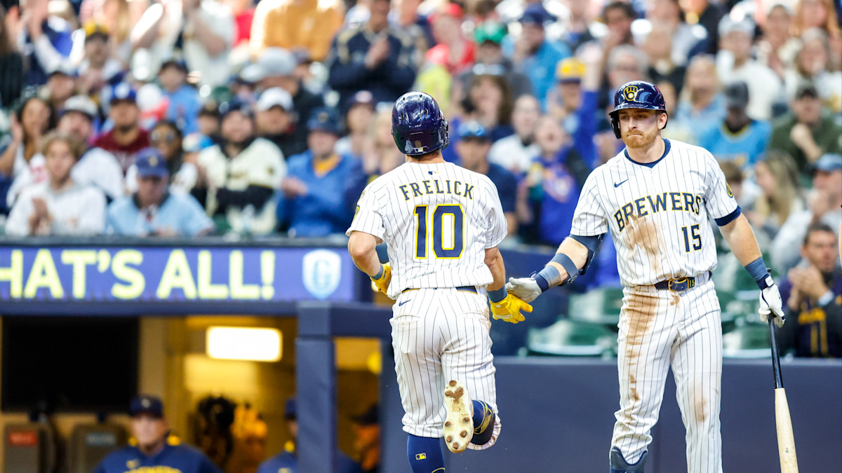 Sal Frelick Milwaukee Brewers 2025