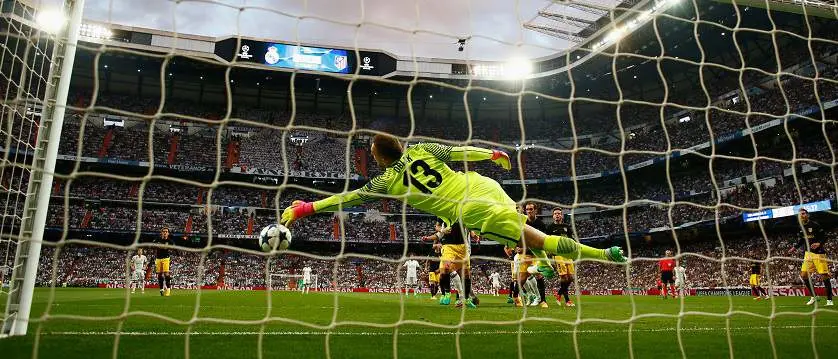 r football atletico oblak save