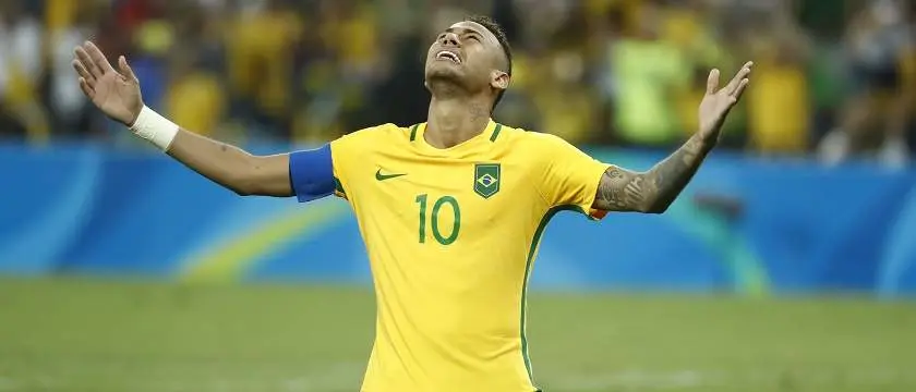 r football brazil neymar celebrating 2016