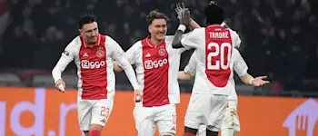 football 2025 europa league ajax goal celebration2