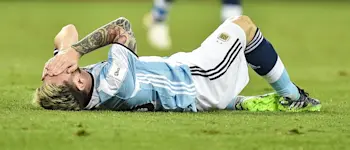 r football argentina messi floor