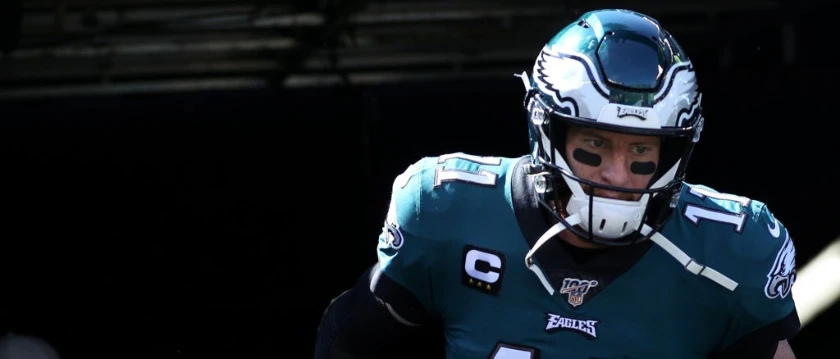 r-nfl-eagles-wentz-0809.jpg