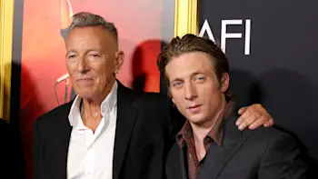Jeremy Allen White Bruce Springsteen 2025