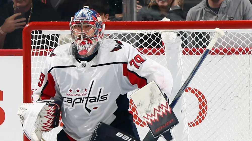 Capitals Charlie Lindgren
