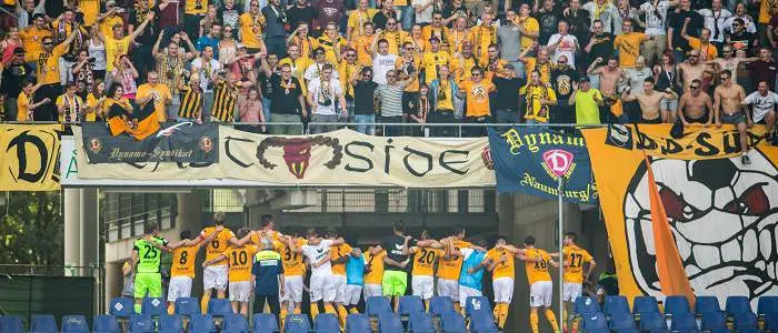 r football bundesliga two dynamo dresden players fans