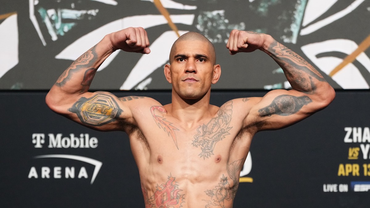 UFC Alex Pereira Weigh In