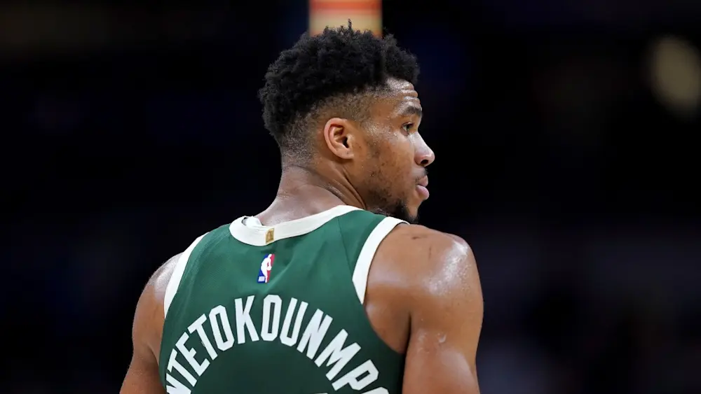 Giannis Antetokounmpo Bucks