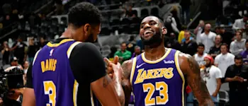 r-nba-lakers-lebron-davis-051119.jpg