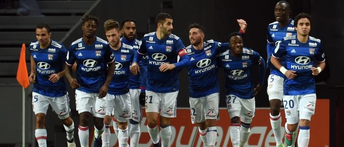 r football champions league lyon team