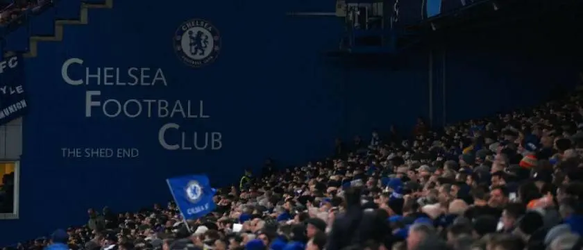bf chelsea stadium with fans 27 11 21