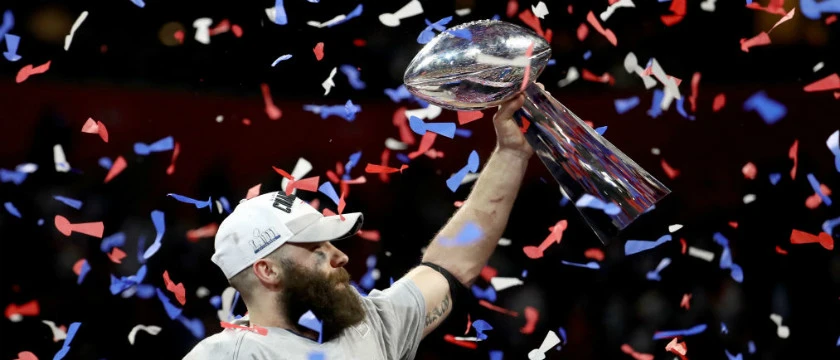r-nfl-patriots-julian-edelman.jpg