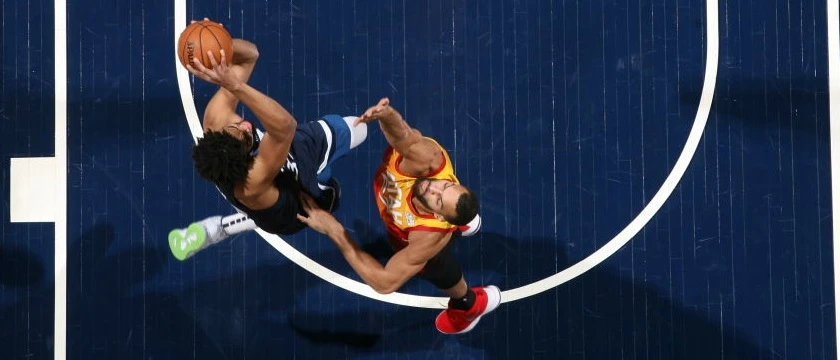 r-nba-timberwolves-kat-131219.jpg