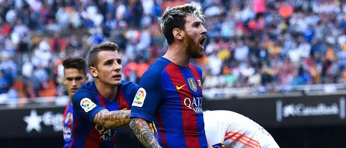 r football messi digne