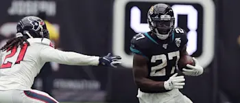 r-nfl-jaguars-fournette-170919.jpg