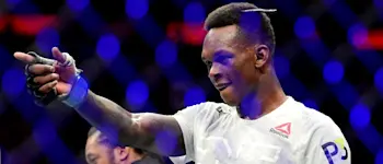 r-ufc-israel-adesanya-2019.jpg