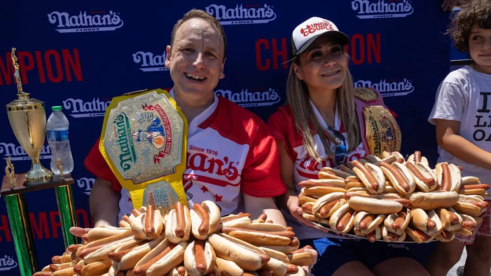 Joey Chestnut 2022