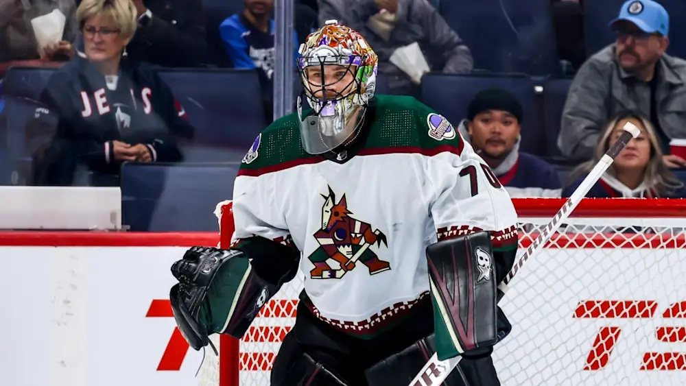 Arizona Coyotes Karel Vejmelka