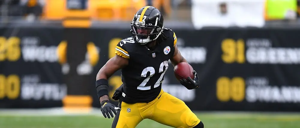 Najee Harris Running