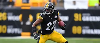 Najee Harris Running