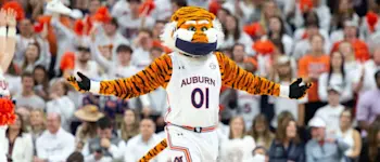 Auburn NCAAB mascot