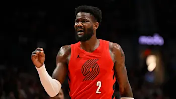Deandre Ayton Blazers