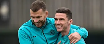 r football serie a inter dzeko gosens 2022 8x3
