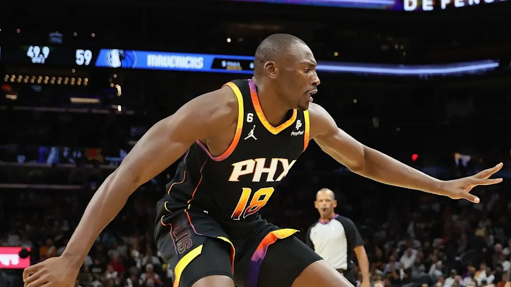 Bismack Biyombo Suns