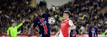 football-2024-ligue1-psg-monaco-ball-fight